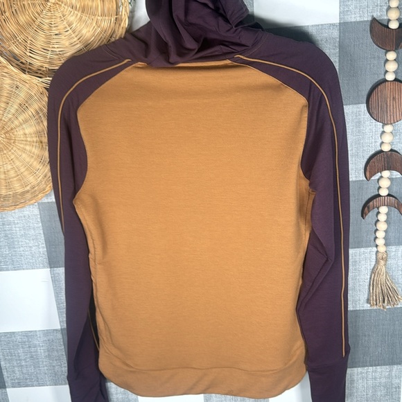 FlyLow Alva Hoodie - Picture 4 of 8